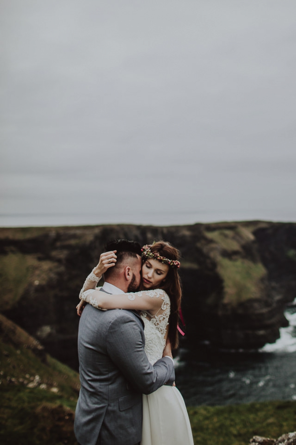 Cliffs-of-Moher-wedding-session-022.jpg